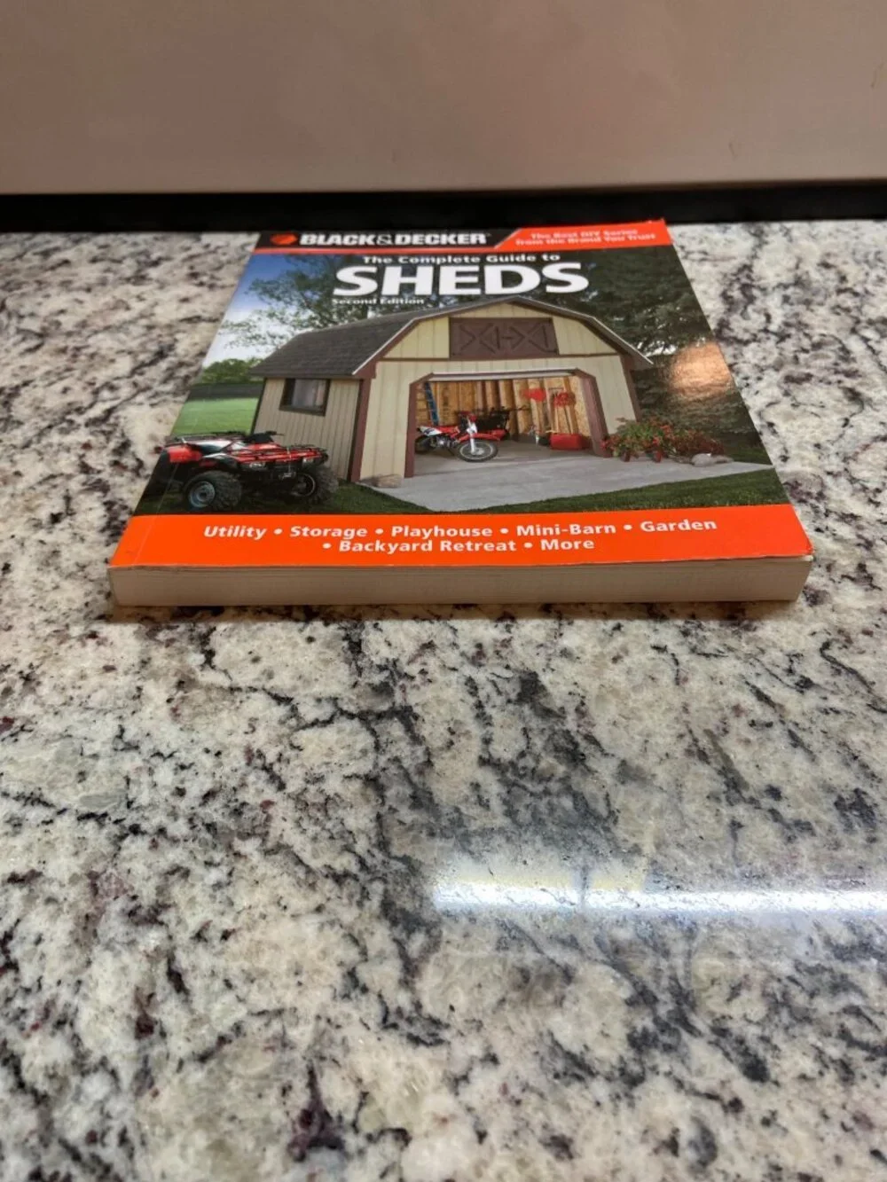 Black & Decker Building Sheds Joseph Truini DIY Carpentry Paperback Home Plans